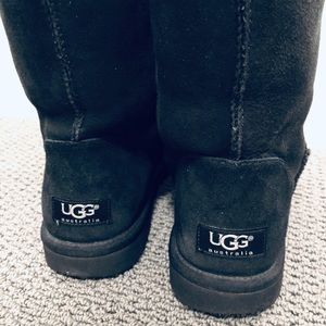 Black Ugg Boots
